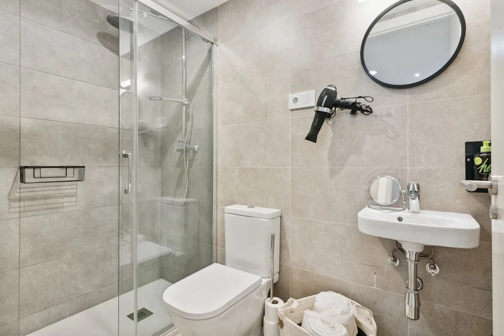 Limehome Valencia Carrer del Pare Palau i Quer