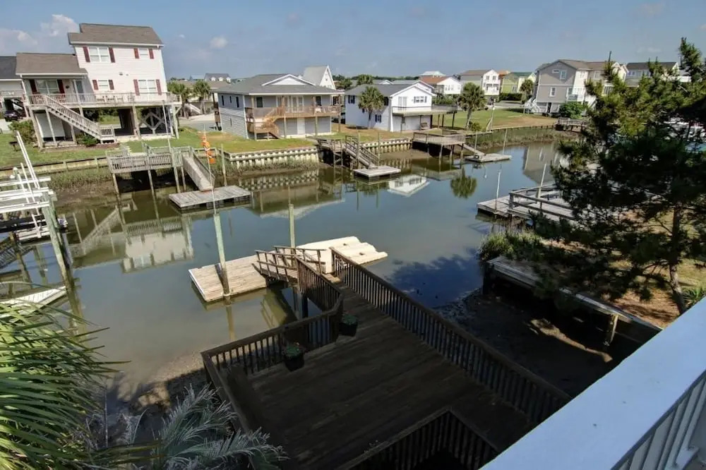 Turtle Cove (formerly Fiddler's Green) 4 Bedroom Home by RedAwning