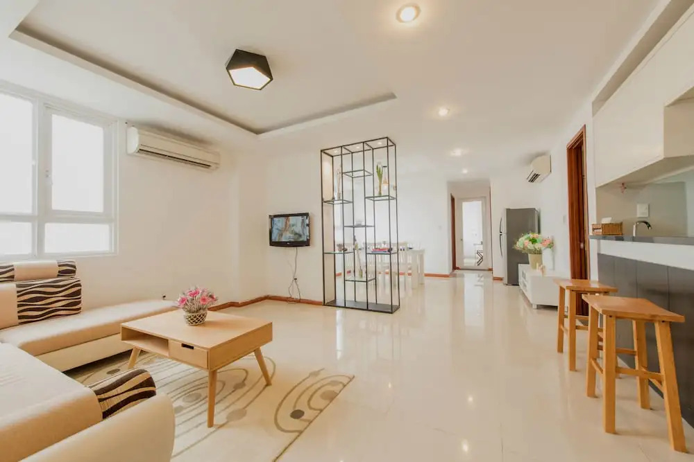 Le Soleil Central River View 3BR Apartment
