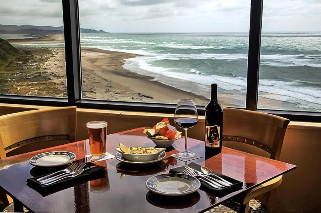 Inn at Spanish Head Resort Hotel