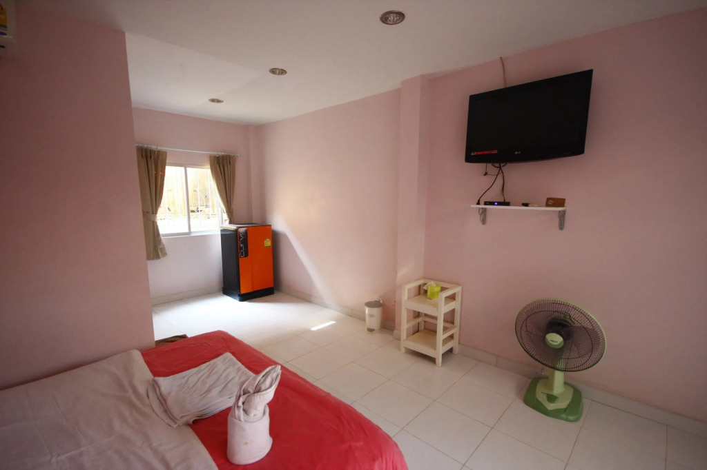 Tawaen Beach Resort
