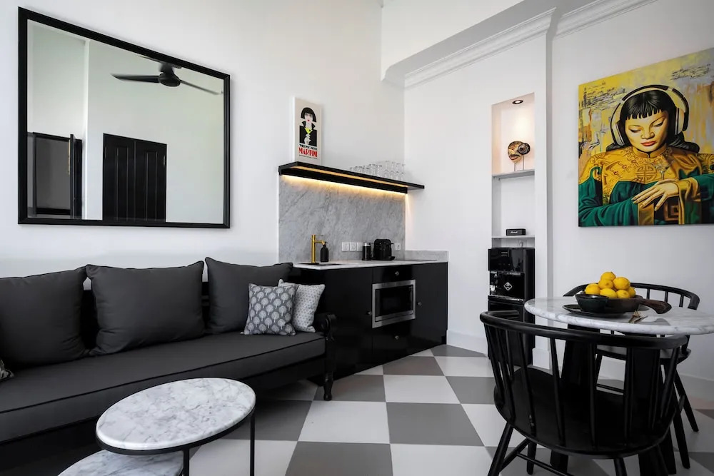 Martini Beachside Villa 4