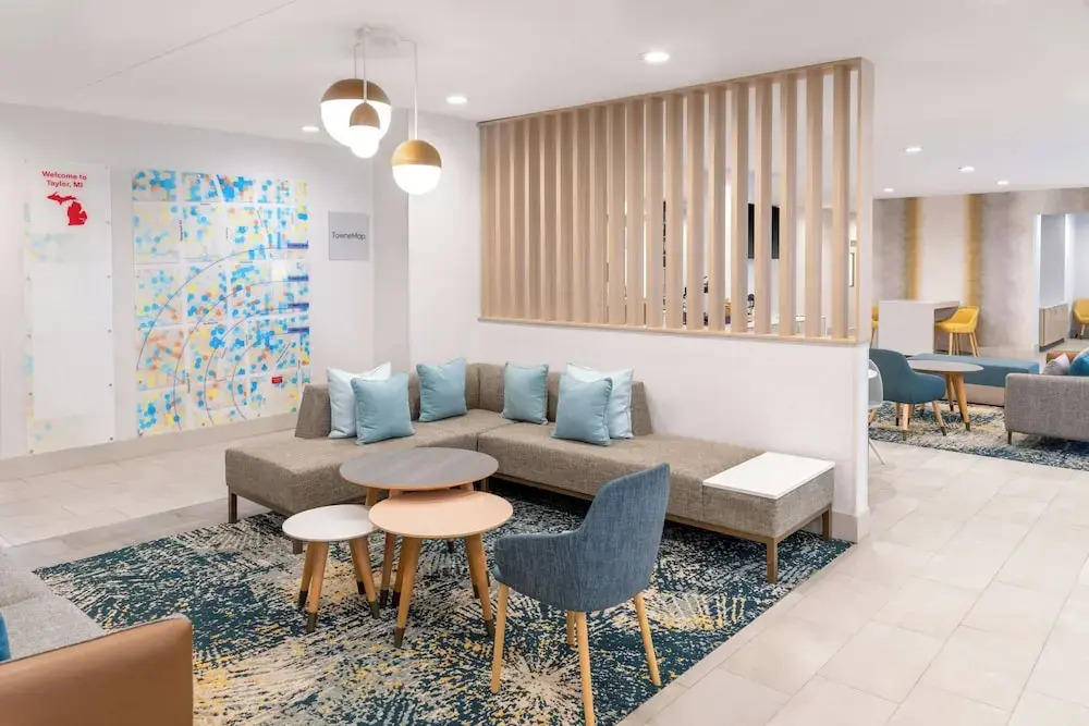 Towneplace Suites By Marriott Detroit Taylor