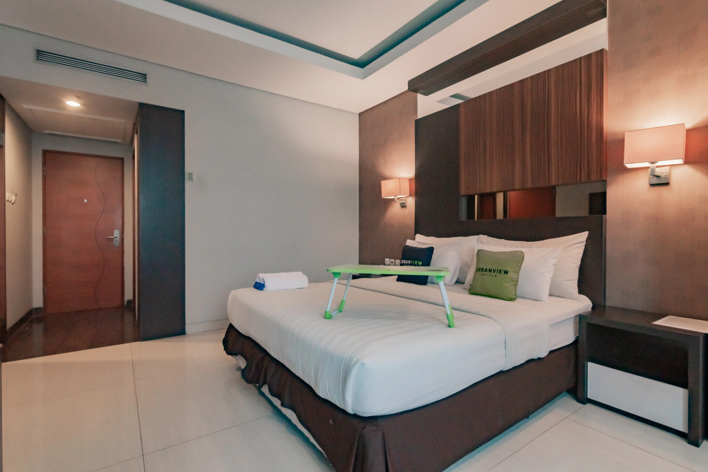 Urbanview Hotel Newton Riau Bandung by RedDoorz