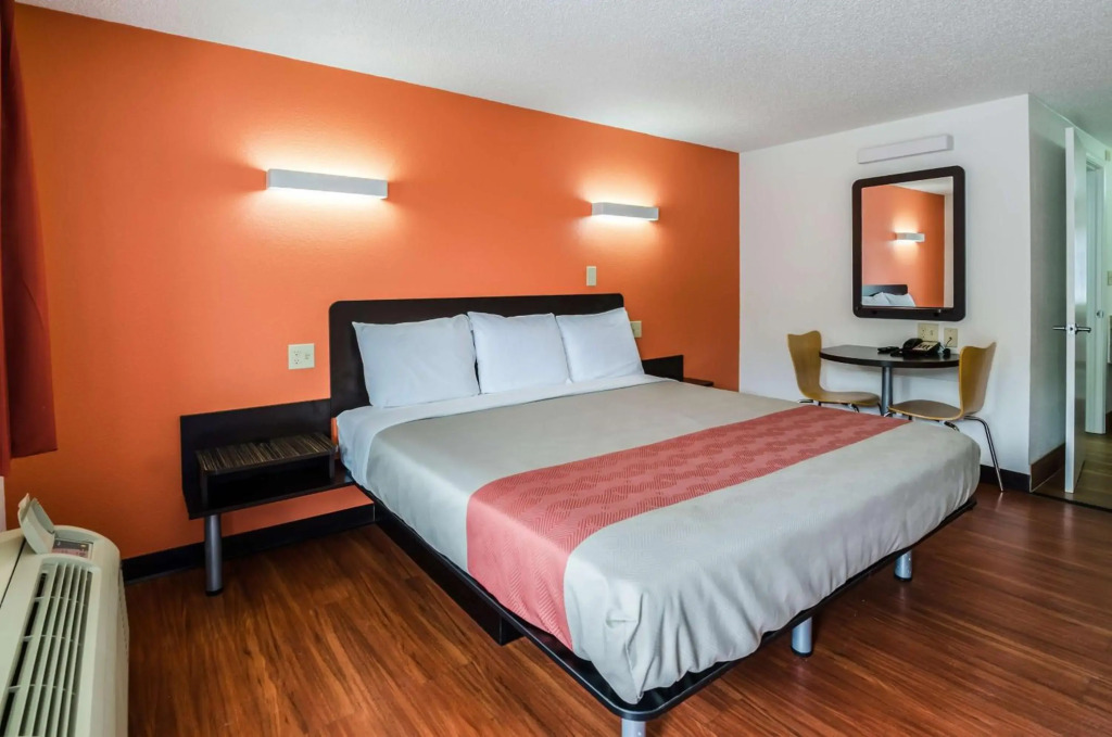 Motel 6-Troutville, VA