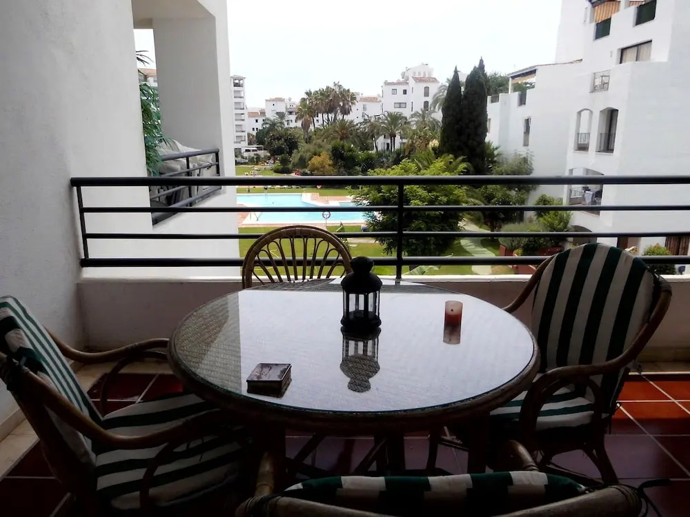 Apartment with 2 Bedrooms in Marbella, with Shared Pool, Furnished Balcony And Wifi - 500 M From the Beach