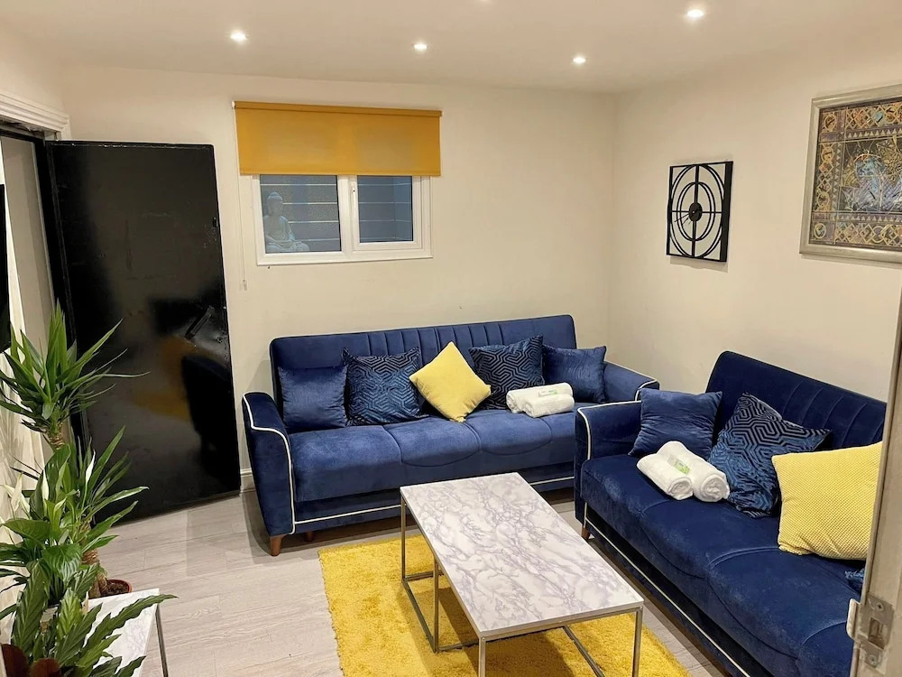 Modern Basement Flat in The City - Shoreditch
