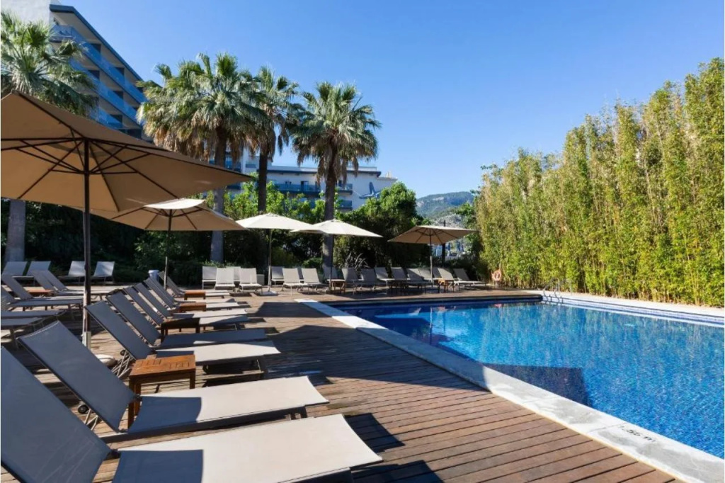 Aimia Hotel