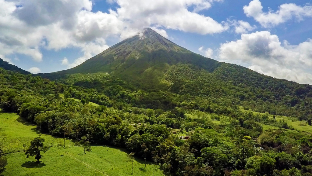 Hotel Lomas del Volcan