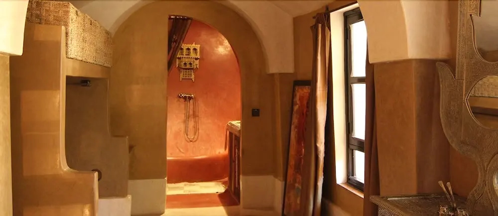 Riad Nathalie