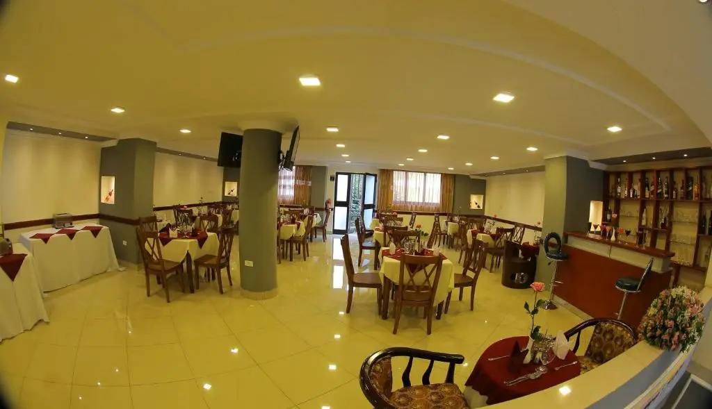 Hotel Tirago