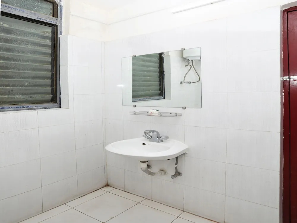 OYO 9770 Hotel Urban Comfort
