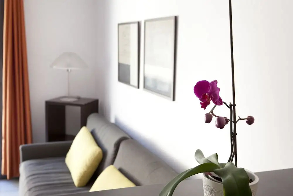 Le Mas De Valrugues Hotel