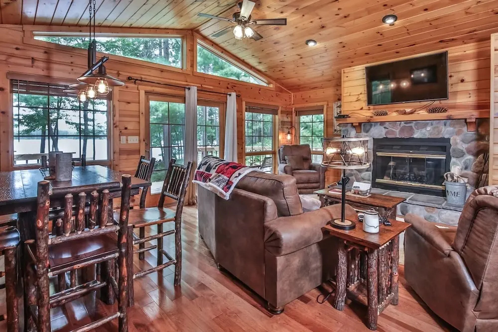 Stormy Pines - Hiller Vacation S 3 Bedroom Home