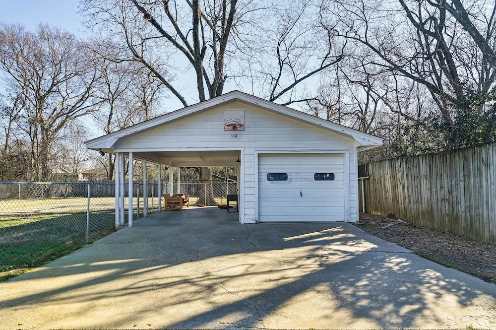 Charming Starkville Rental ~ 2 Mi to Msu!