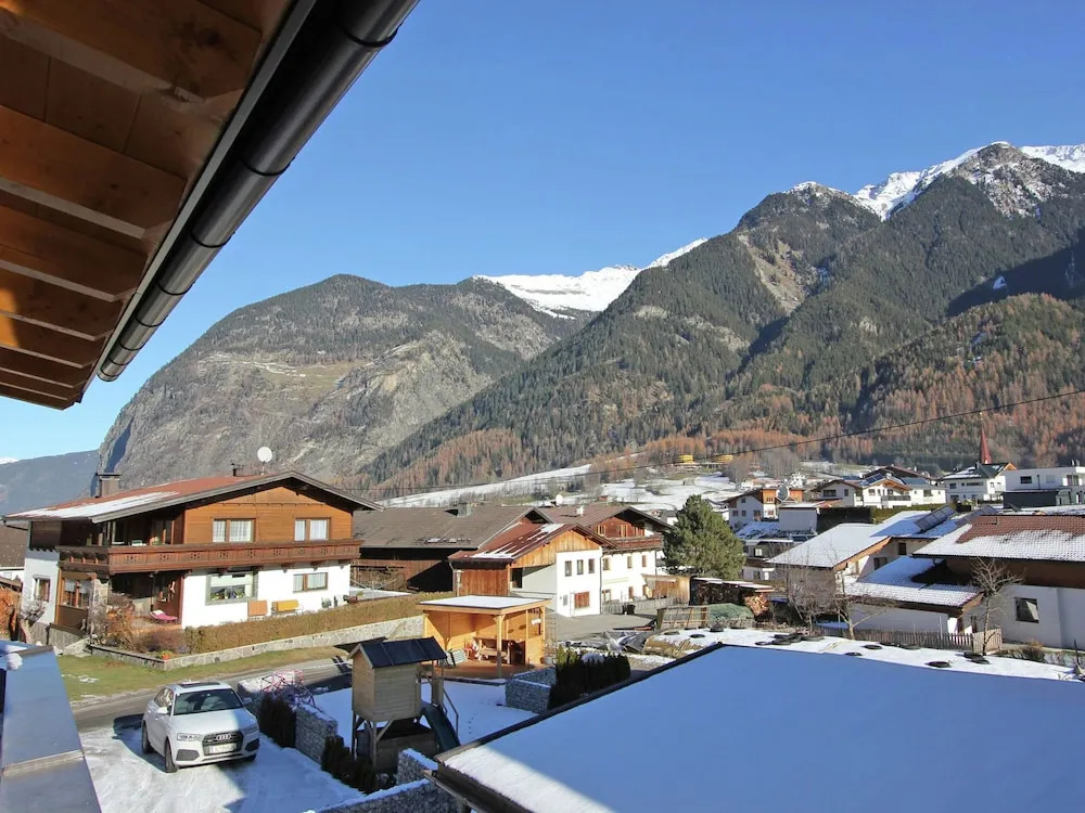 Relaxing Apartment for Families in Umhausen Near City Centre