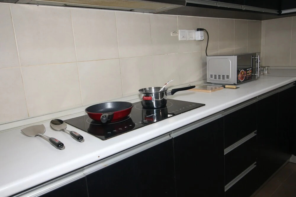 OYO Home 572 Classy 2 Bedroom Taragon Puteri