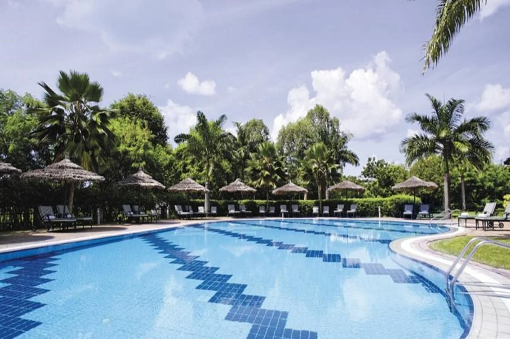 Отель Dar Es Salaam Serena