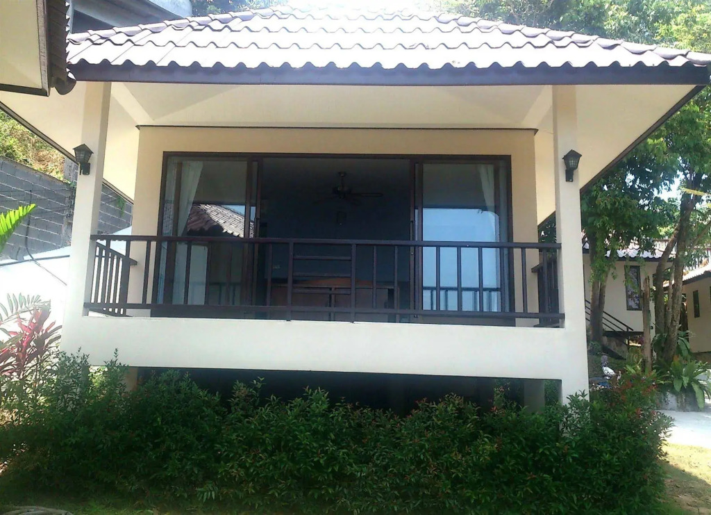 The W Villa