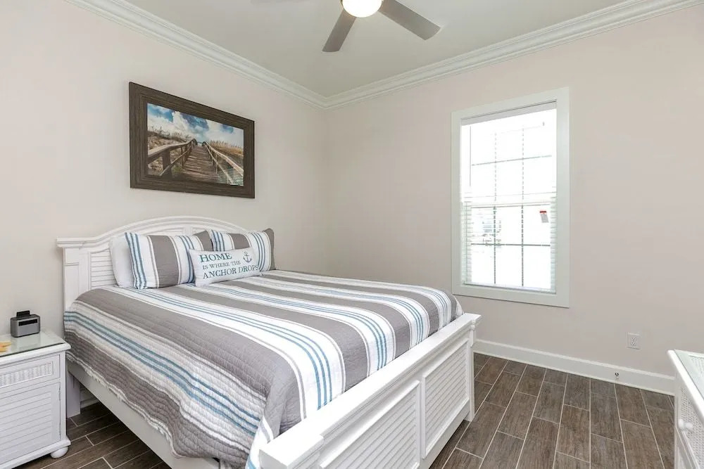 Tropical Comfort in Port Aransas by RedAwning