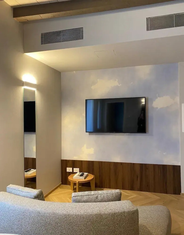One bedroom apartment- Bandello 22