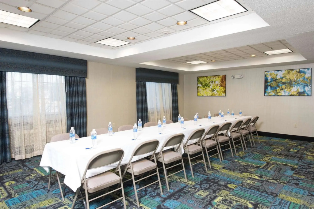 Holiday Inn Express & Suites Danville by IHG