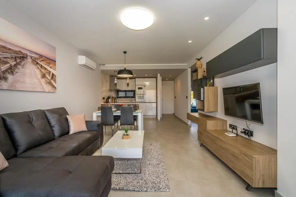 Apartment with 3 Bedrooms in Guardamar Del Segura, with Shared Pool, Furnished Terrace And Wifi - 4 Km From the Beach