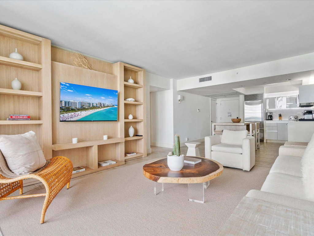 Luz Brillosa 1 1 Ocean View Condo 1009