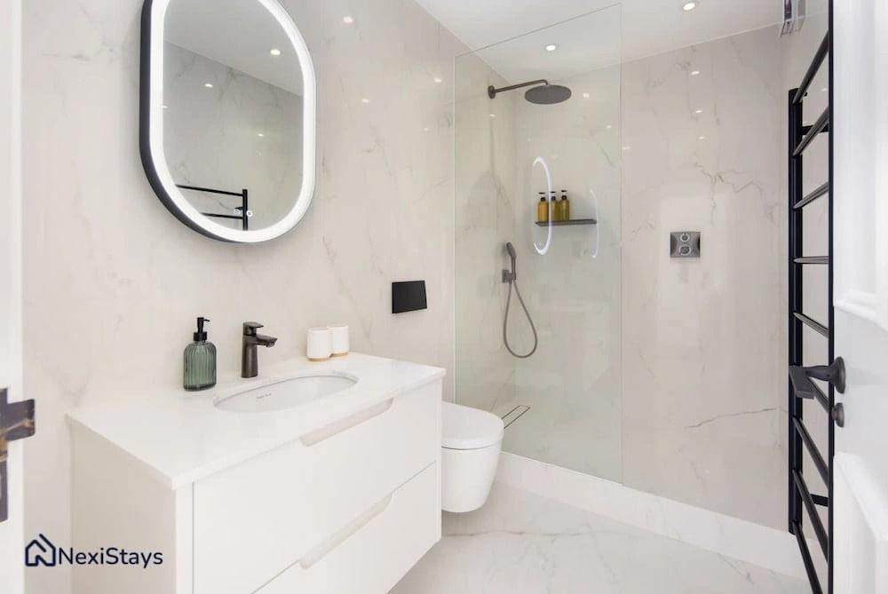 5 Mins Walk to Selfridges Mayfair Getaway