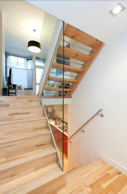 Henderson Street Apartment