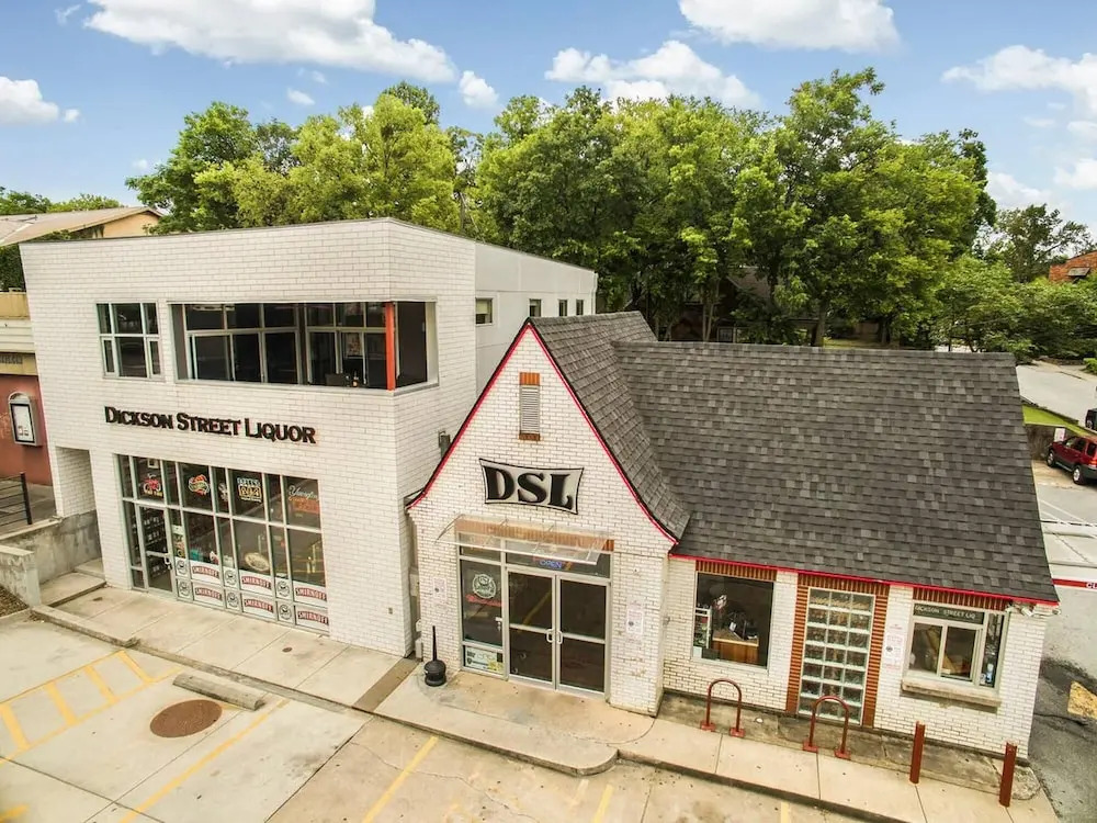 Dickson Street Inn