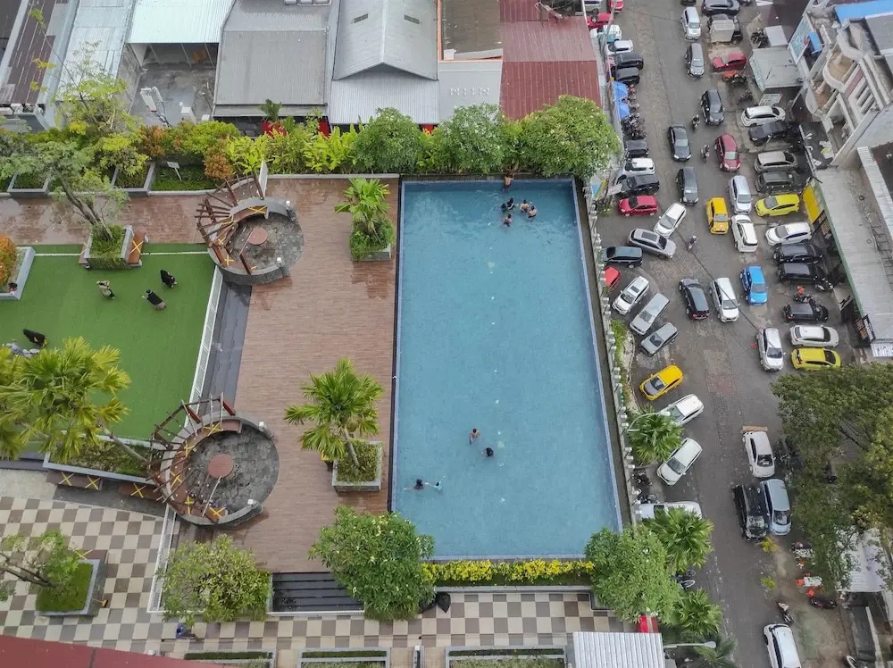 Compact Chic 2Br At Vida View Makassar Apartment