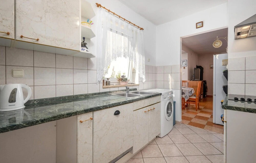 Gorgeous Home In Punat