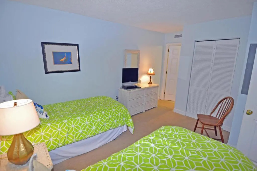 Springs Towers 402 3Br