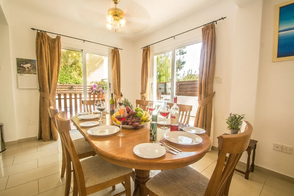 Pernera Sea Holiday Villa