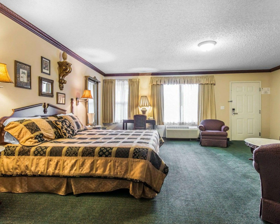 Quality Inn & Suites Manitou Springs at Pikes Peak Garden of the Gods