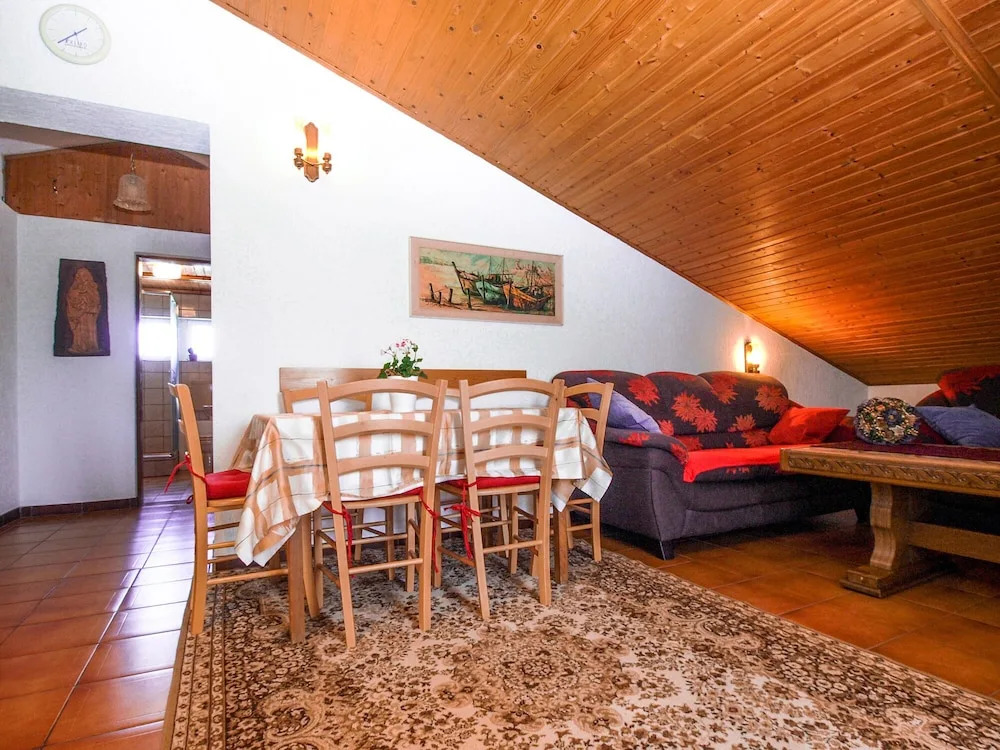 Apartment 692