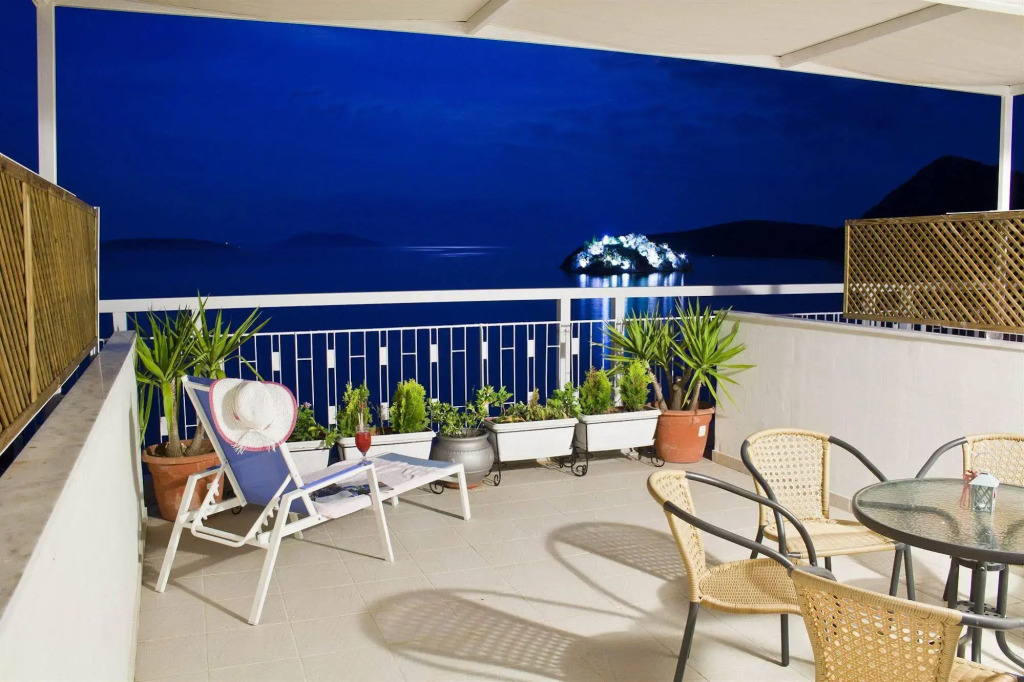 Hotel Tolo