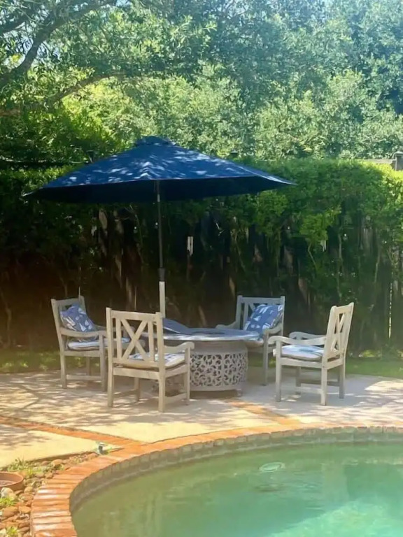 Shadow Beach Retreat
