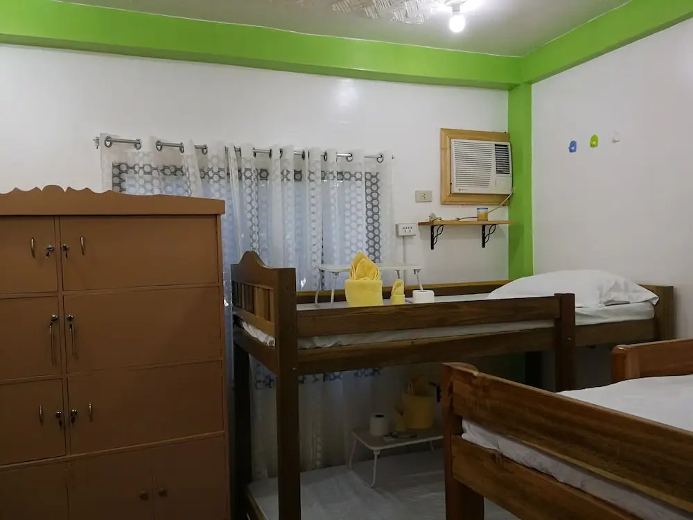 Kaleb Hostel