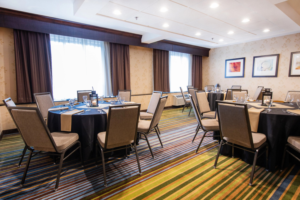 Holiday Inn St. Louis Airport West Earth City by IHG
