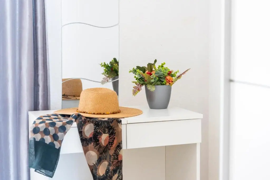1314 FABULOUS 2 BEDROOM Accommodation ROOF TERRACE