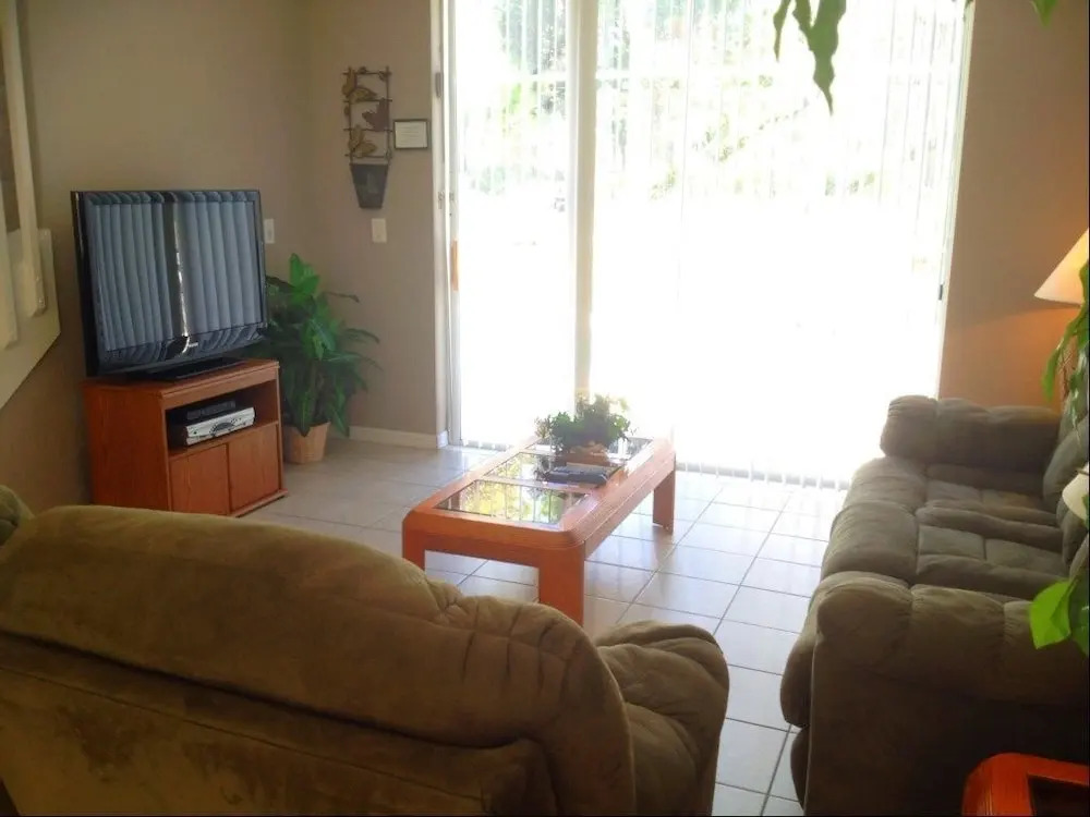 DWS Vacation Villas- Maingate West