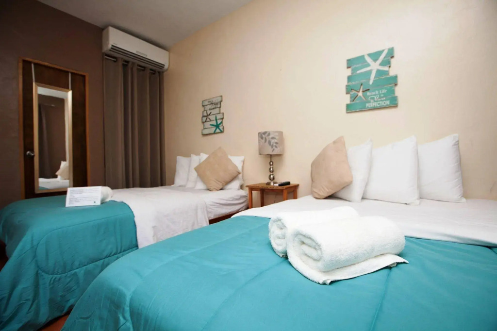 La Jamaca - An Island Vibe Hotel
