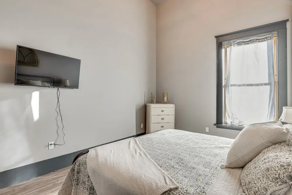Florence Vacation Rental w/ Rooftop Deck!
