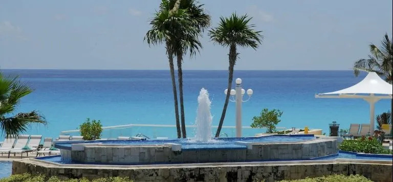Ocean Villa All Inclusive by Omni Cancun