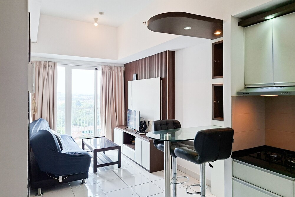 Neat 1Br For 2 Pax At Casa De Parco Apartment