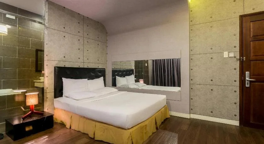 Triip Friday Hotel Phan Xich Long