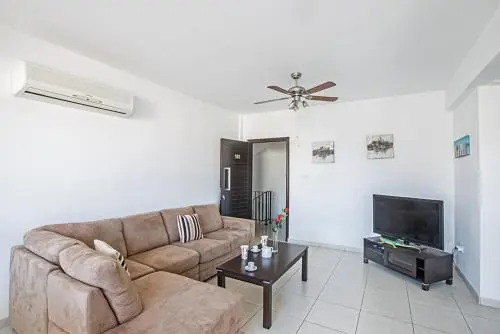 Your Dream Holiday Apartment in Paralimni, Paralimni Apartment 1215