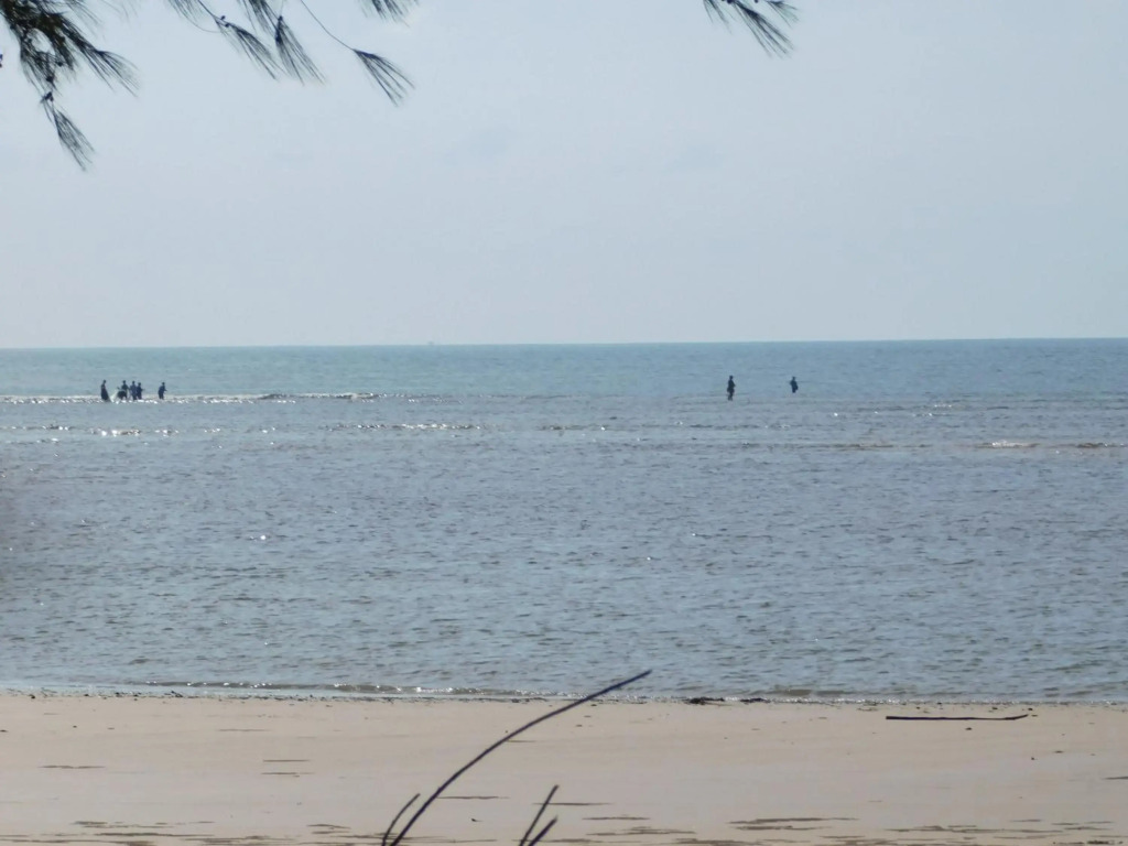 Phuket Sirinapha Resort